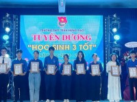 TUYÊN DƯƠNG “HỌC SINH 3 TỐT” CẤP TRƯỜNG